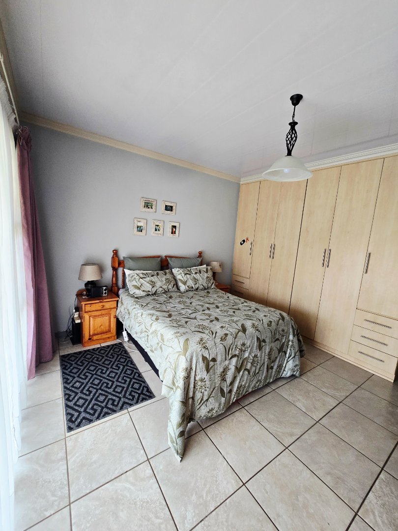 2 Bedroom Property for Sale in Wilkoppies North West